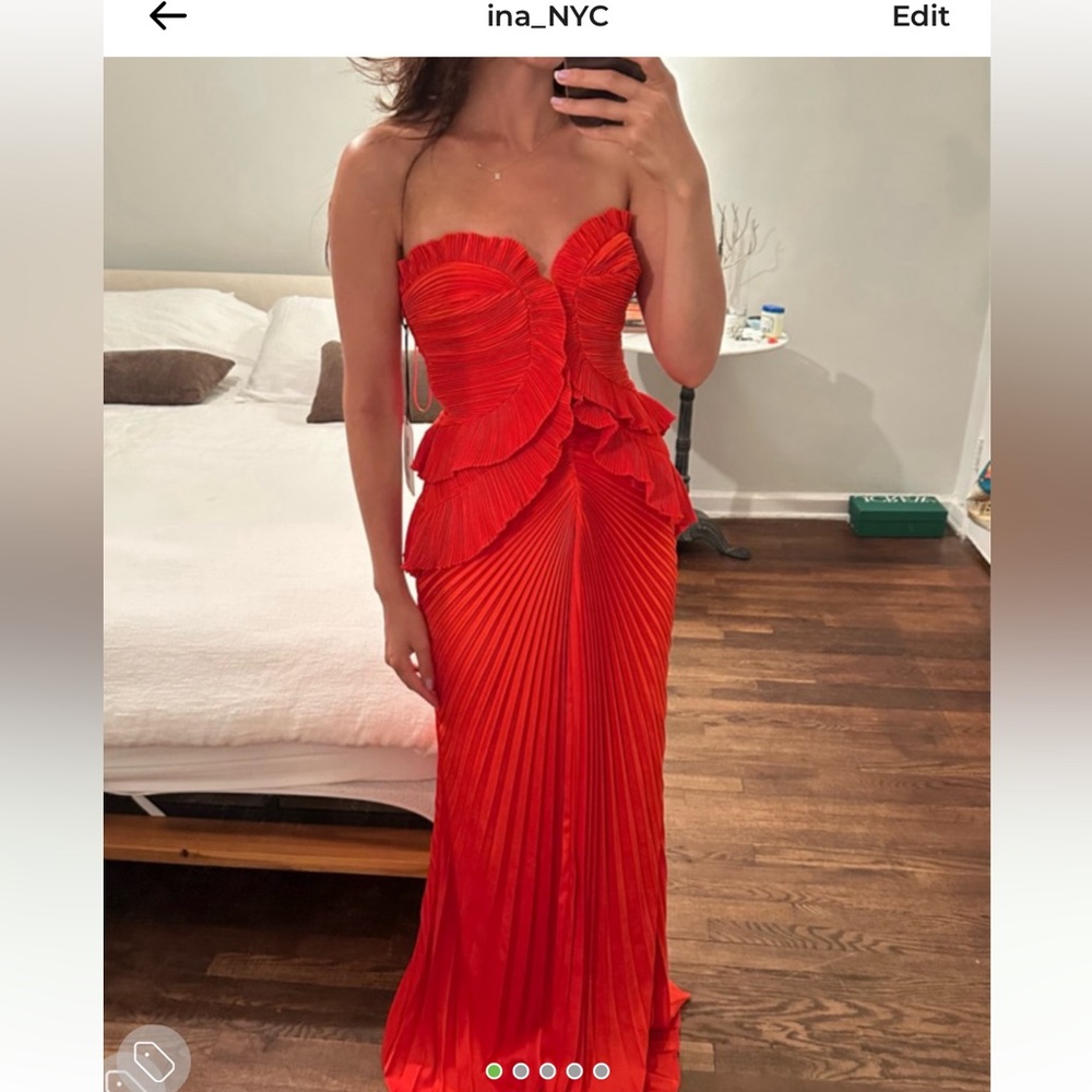 $650 SOLD OUT AMUR ISABELLI GOWN
